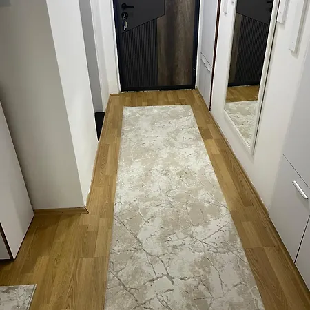 Panorama Centar, Free Parking * Ниш